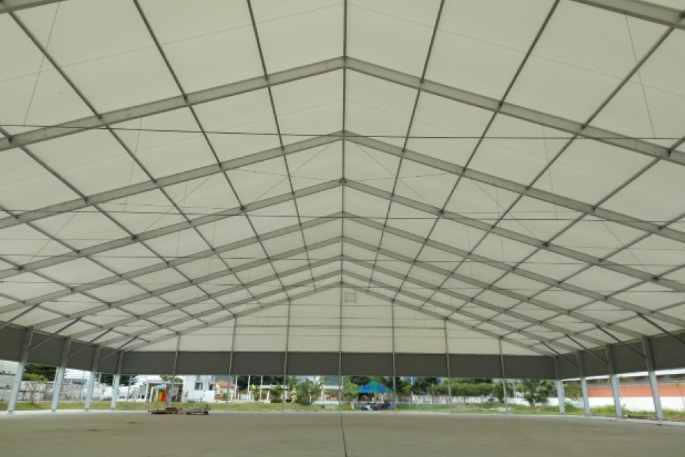 Bâtiment modulaire démontable pour la dépollution et le tri des déchets Bâtiment modulaire démontable pour la dépollution et le tri des déchets
